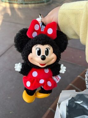 Pop Mart Mickey and Friends - MINNIE